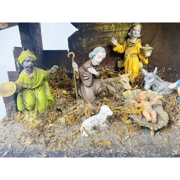 Vtg Creche Nativity Scene Christmas Manger Stable Figurines Made in ITALY 12.5” - Picture 3 of 9